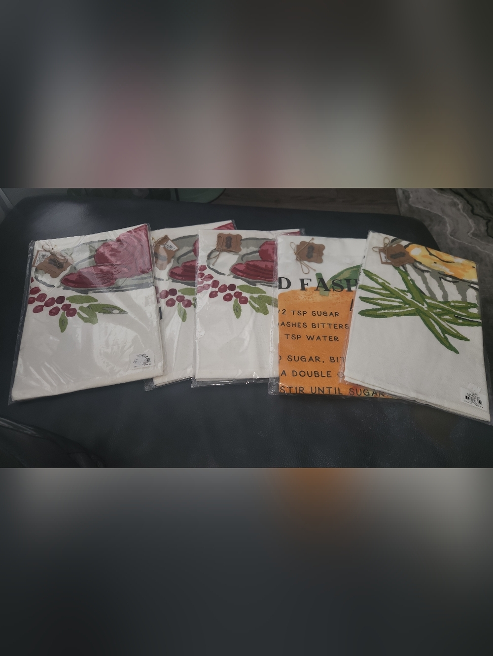 Mudpie 2020 Old Fashioned Printed Hamdtowels Lot Of 5. NWT